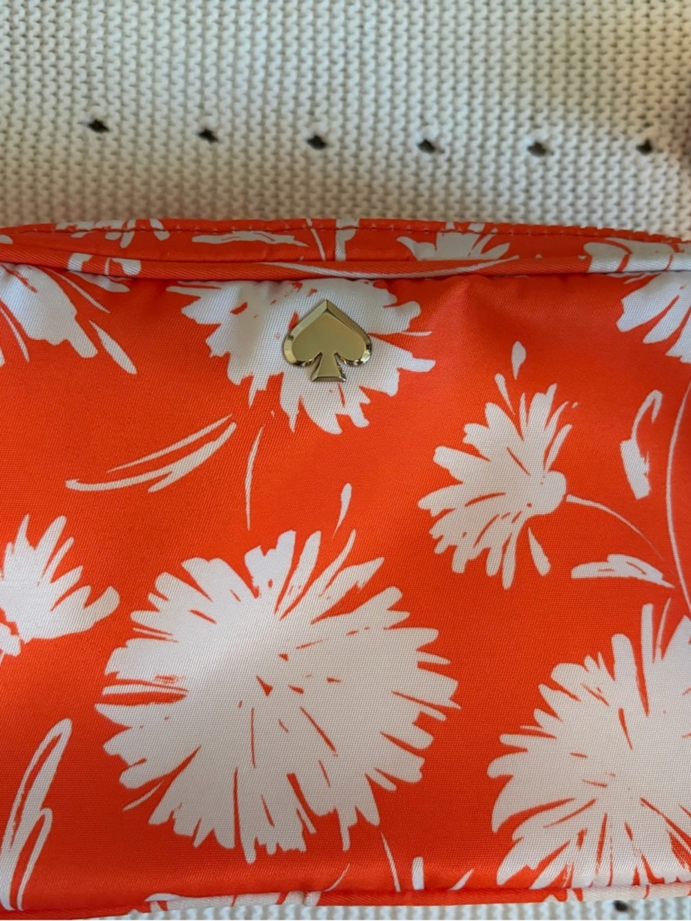 Kate spade Floral Orange Crossbody Bag with White Bloom Accents - Picture 2 of 6